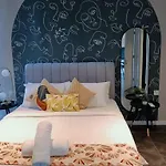 Summer Suites Klcc By Face Home